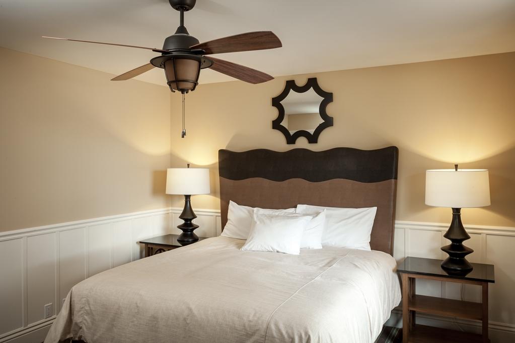 Lighthouse Lodge & Cottages Pacific Grove Rum bild